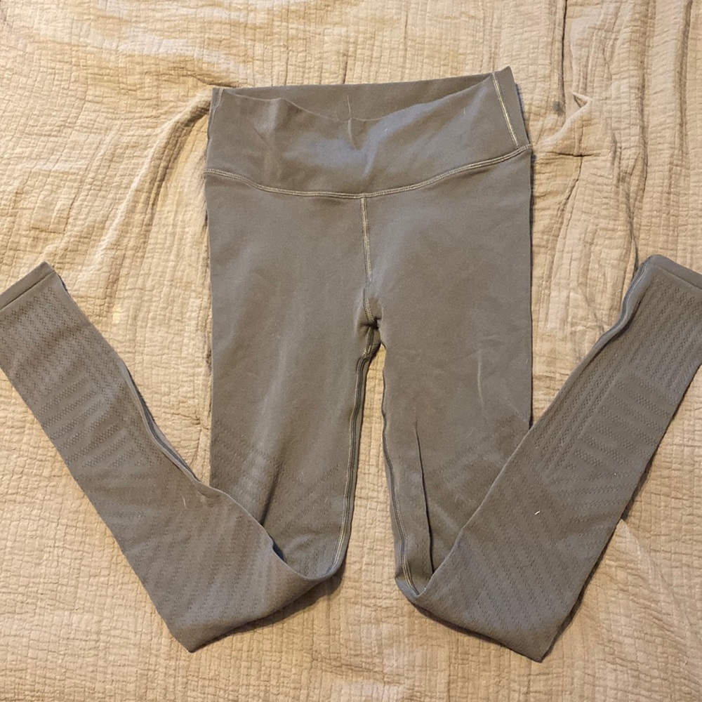 Lululemon Reveal Leggings